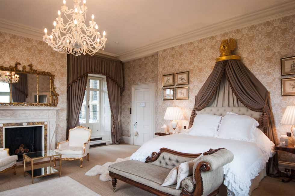 Cowdray House - Luxury Country Estate for Exclusive Use Stays