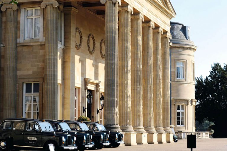 Photo of of the Luton Hoo taxis