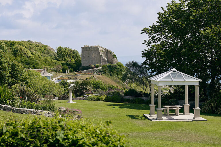 Photo of the gardens at Pennsylvania Castle