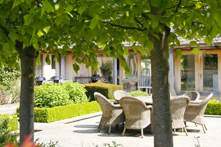 Photo of the courtyard at Temple Guiting Barn